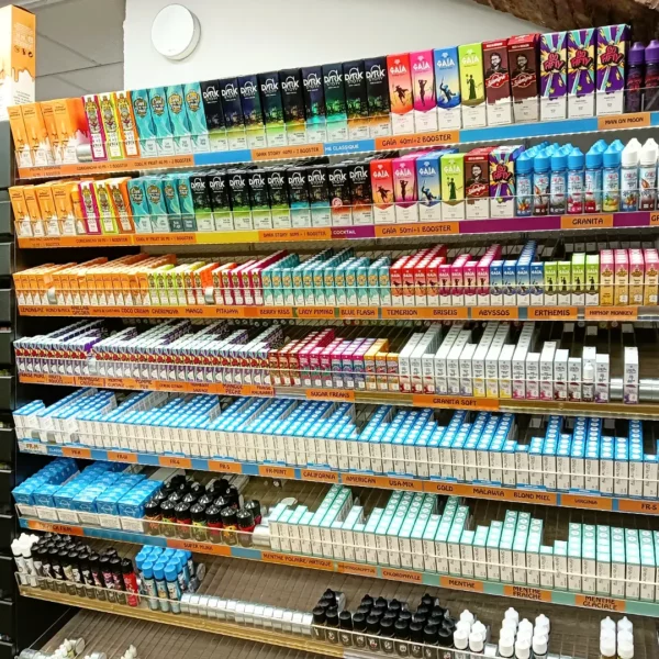 Un large choix de e-liquide dans notre boutique STOR e-cigarette Marseille Les Olives 13e arrondissement